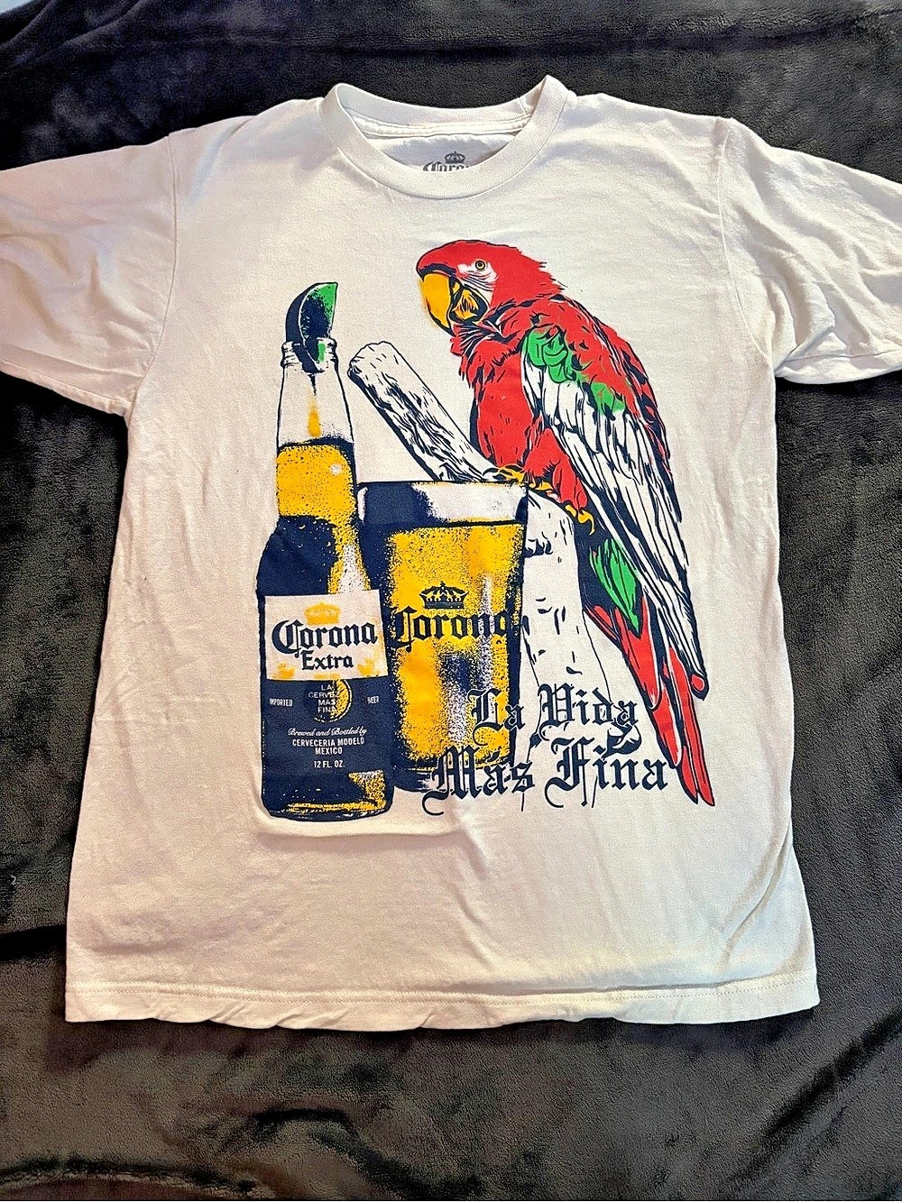 Corona Graphic Tee White Size Medium